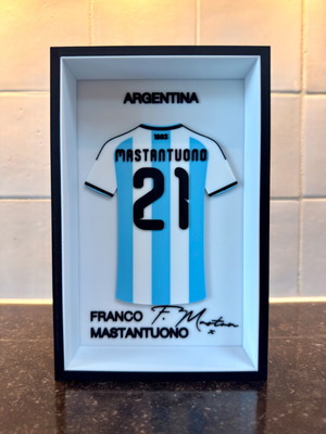 Franco Mastantuono #21 Argentina FC logo collectible, like new