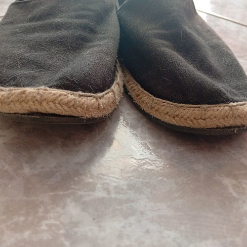 H&M Divided women's flat shoes with straw trim, black, size 38