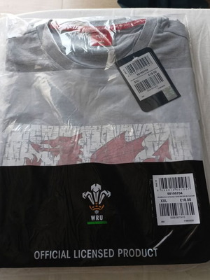 Μπλουζάκι Macron Wales WRU rugby καινούργιο, μέγεθος XXL, γκρι