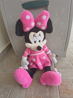 Minnie plush classic large size like new