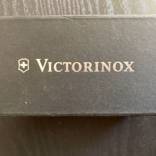 Victorinox pocket knife with 8 tools new