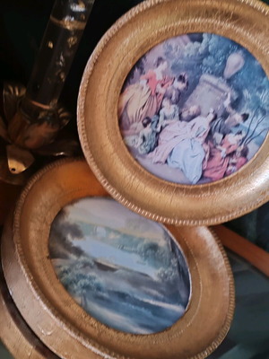 Antique gilded wooden Florentine frames used, lot of 2