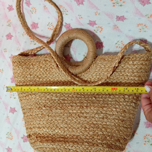 Zara straw shoulder bag like new, beige