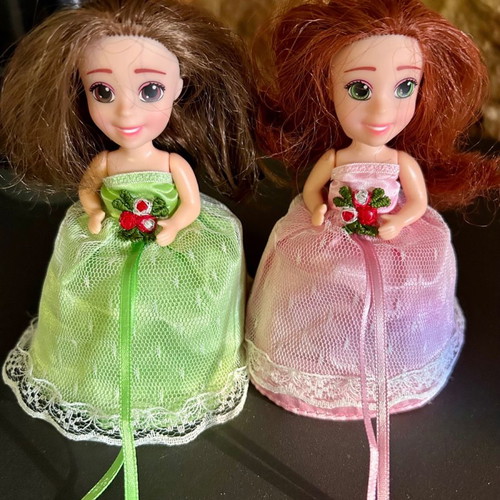Cup Cake dolls used, set of 2