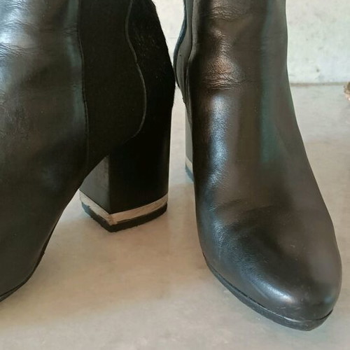 Kanna ankle boots new with silver detail, leather and fur
