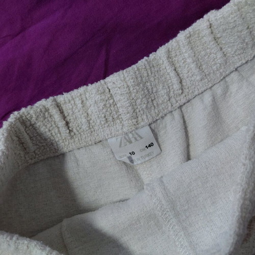 Zara shorts skirt like new, boucle fabric, beige