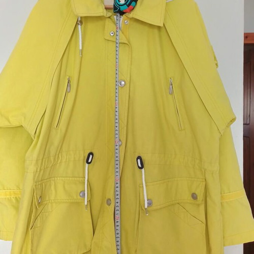 Loft Fashion yellow windproof jacket like new, size 46