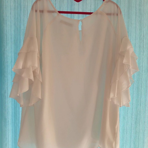 Sofia Filippa No4 white blouse used with double ruffles on sleeves XL