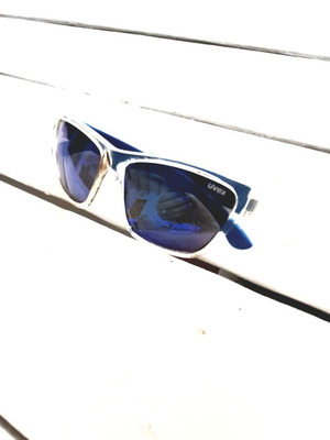 Uvex sunglasses like new, light blue mirror, kids size 7-10