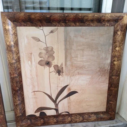 Set of 2 handmade canvas paintings like new