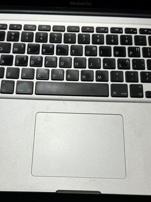 Apple MacBook Pro 15" A1286 με πρόβλημα στα γραφικά σαν καινούργιο