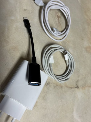 Καλώδια για iPhone με φορτιστή Xiaomi 33W και αντάπτορα USB σε Lightning σαν καινούργια