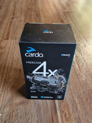 Cardo Freecom 4x Dual Intercom for Two People like new