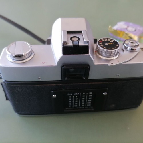 Minolta SRT 303b 35mm analog camera with MC Rokkor-PF lens