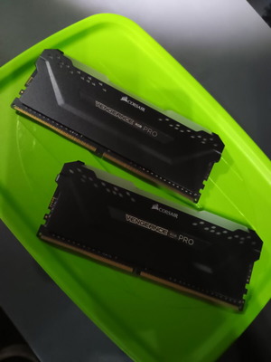 Corsair Vengeance RGB PRO 16GB DDR4 2933MHz CL16 Gaming RAM
