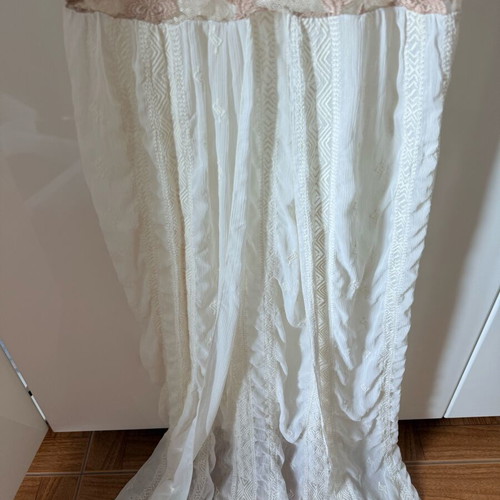 Nidodileda blouse like new, white and beige