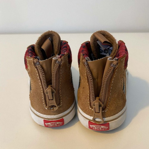 Vans kids boots used with check detail, size 25.5