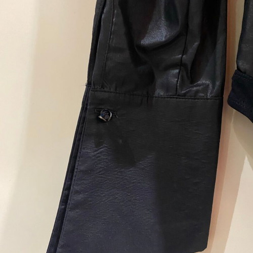 Lynne Black Shirt Bodysuit like new with elastic sleeves