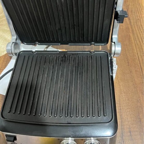 Toaster grill like new