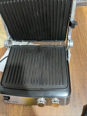 Toaster grill like new