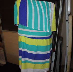 ISO φόρεμα small -medium size