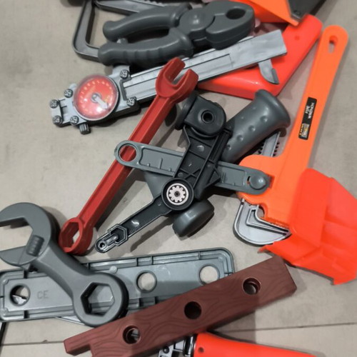 Toy tools like new