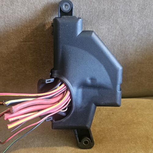 Fuse box Golf 5 1K1.941.824 like new interior
