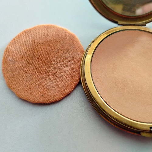 Metal powder compact used, French