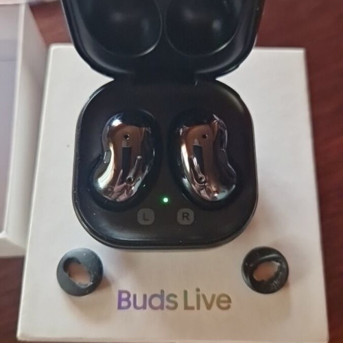 Samsung Buds Live wireless earbuds like new, black
