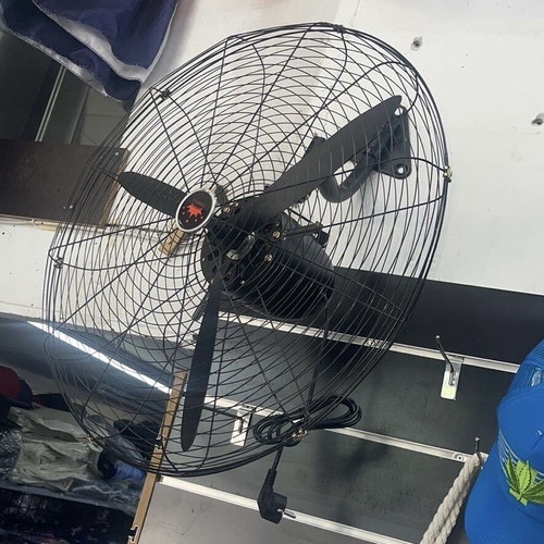 Professional wall fan 66 cm new, 3 speeds