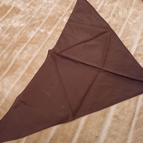 Triangular scarf like new, brown color