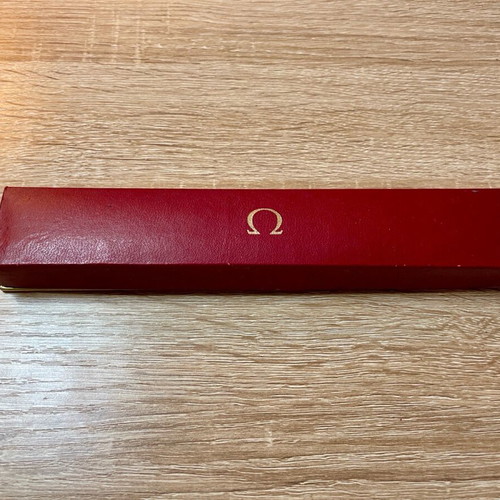 Omega vintage box like new