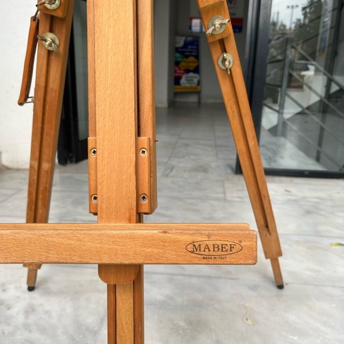 Mabef wooden easel used, height 135cm