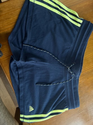 Adidas shorts used, blue size M