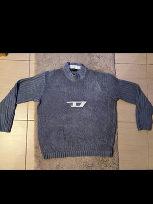 Dream knitted grey turtleneck like new, size Large