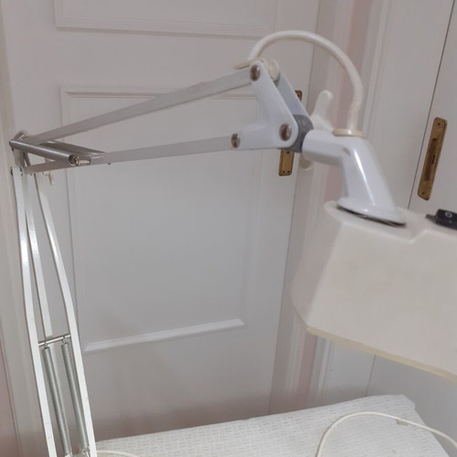 Magnifying Lamp 5" 22W 8066D Model with Articulated Arm and Desk Clamp New