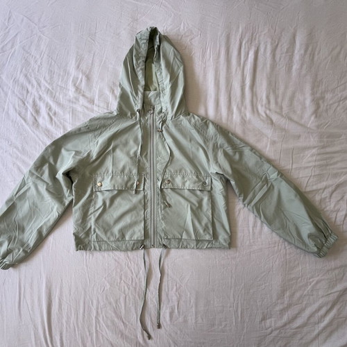 24 Colours jacket size L like new
