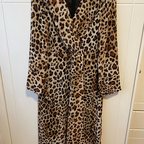 Lepopard dress Zara like new, size XL, black and brown