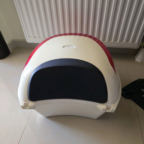 Motorcycle top case like new