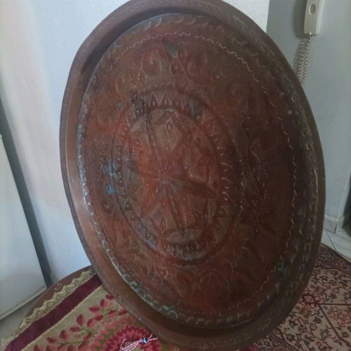 Copper tray used, engraved, 60 cm diameter