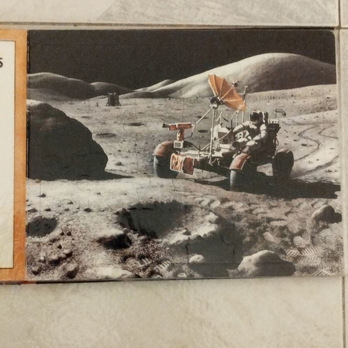 To Diastima book with puzzles in very good condition