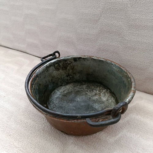 Copper jug used, very old in good condition