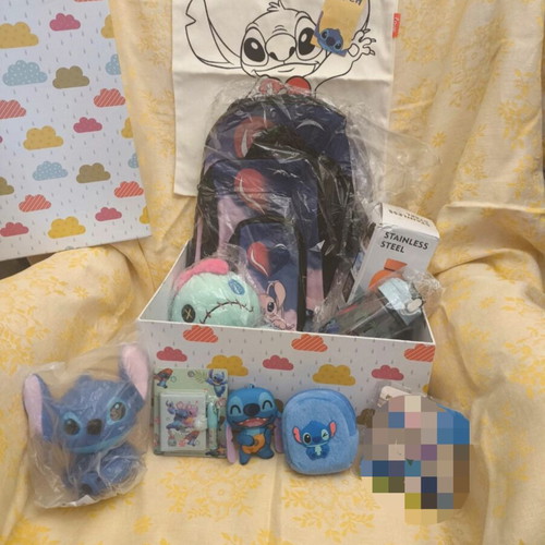 Disney Stitch and Scrump gift set with plush toys and accessories, new
