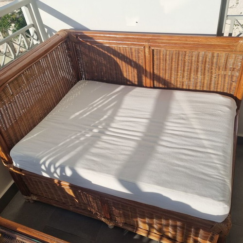 Bamboo veranda furniture set like new with sofa, 2 armchairs and coffee table