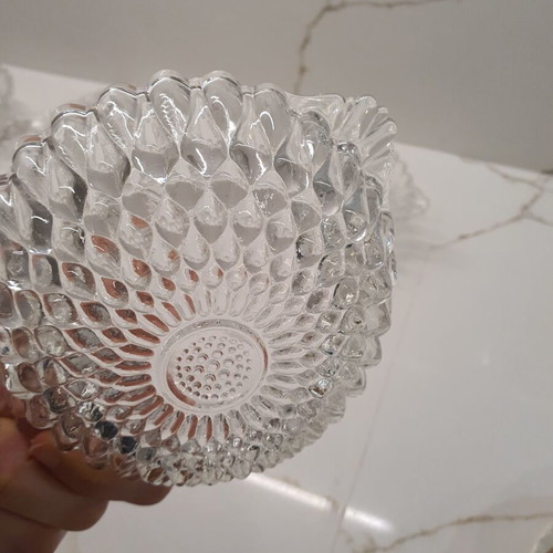Set of 6 crystal bowls like new