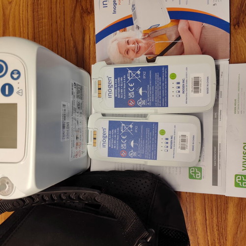 Portable oxygen 18 elements new with carrying case and receipt