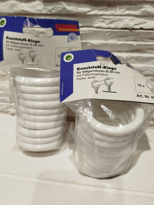 Plastic curtain rings new, pack of 20