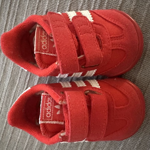 Adidas baby shoes size 17, like new