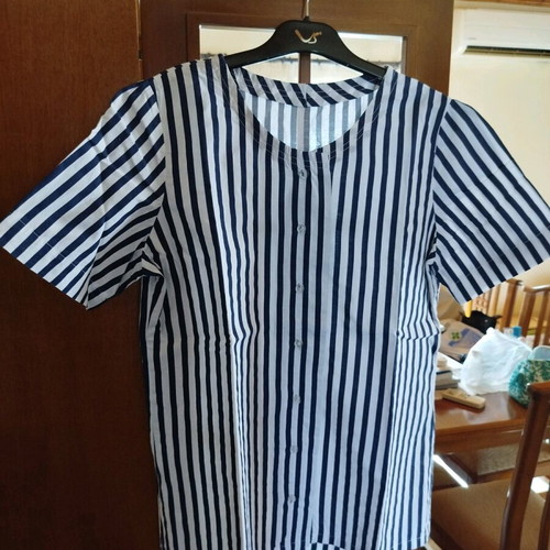 Women's shirt used, white and blue, one size