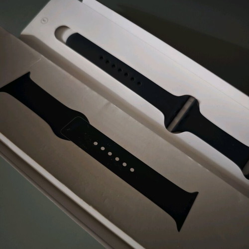 Apple Watch Series 7 Cellular 45 mm σαν καινούργιο με αθλητική και Milanese mesh μπάντα